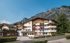 Hotel Untersberg  4*